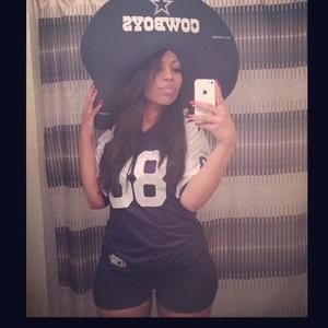 Meet your Posher, Leticia